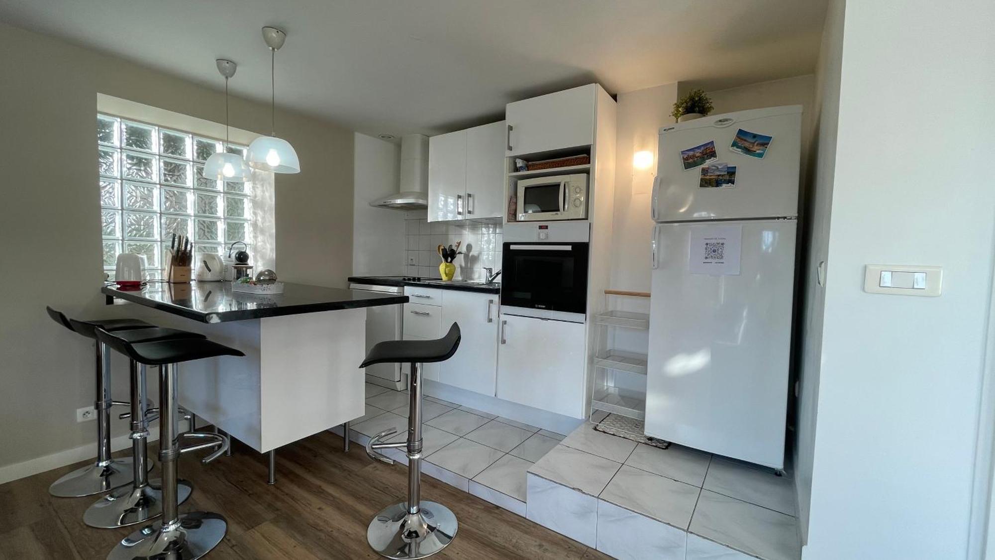 Large Private Garden, Quiet 2-Bedroom Apartment, Air Conditioning, Wifi, Parking Cassis Zewnętrze zdjęcie